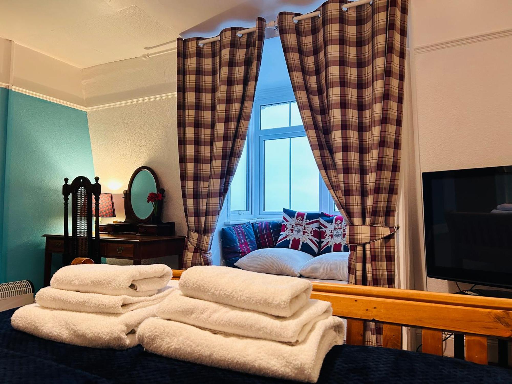 Clarence Quarters Self-Catering Guest House 포츠머스 객실 사진