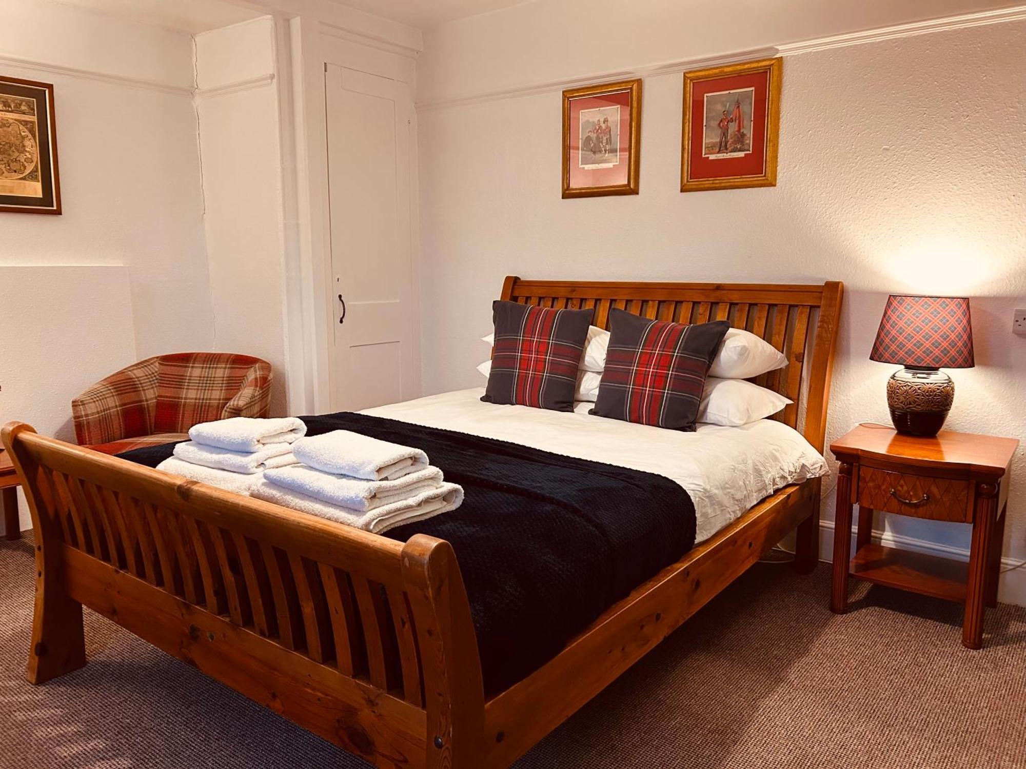 Clarence Quarters Self-Catering Guest House 포츠머스 외부 사진